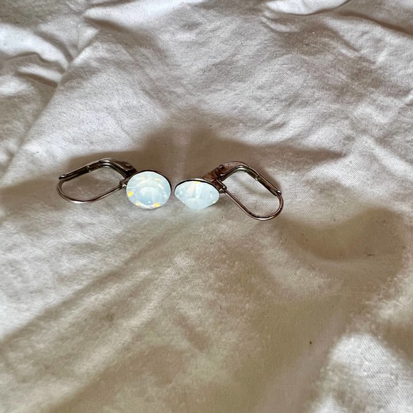 Vintage Y2K Swarovski White And Silver Drop Earrings - Picture 7 of 9